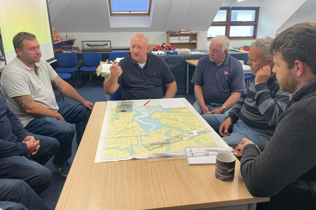 Navigation Course with Seafood Cornwall Training